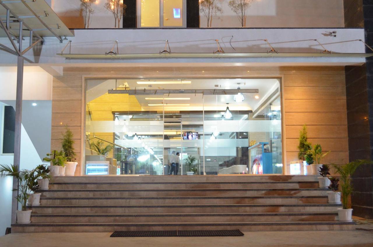ג'אמו Gupta Resorts מראה חיצוני תמונה